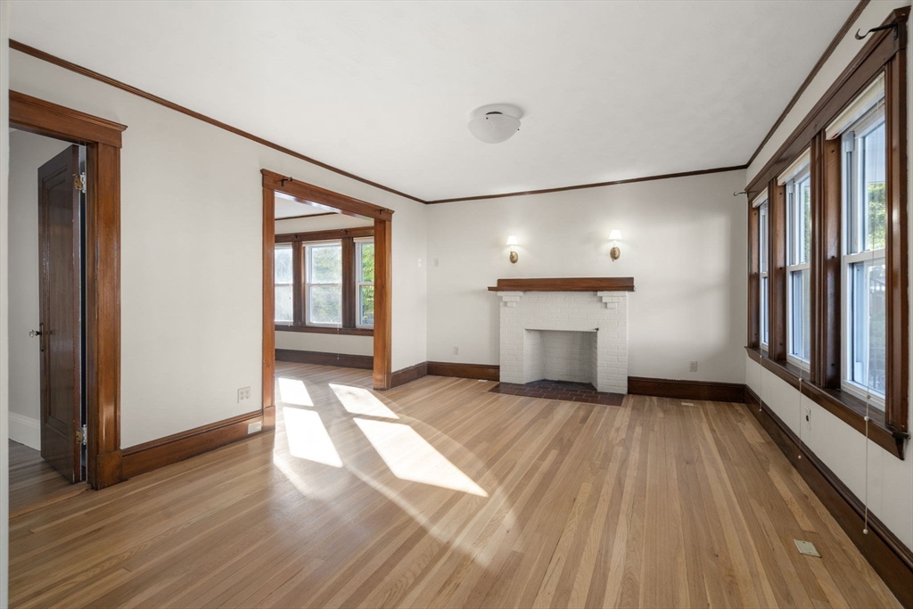 133 Hillside Road Watertown, MA 02472 - Photo 3 of 40 Gallery Image 3