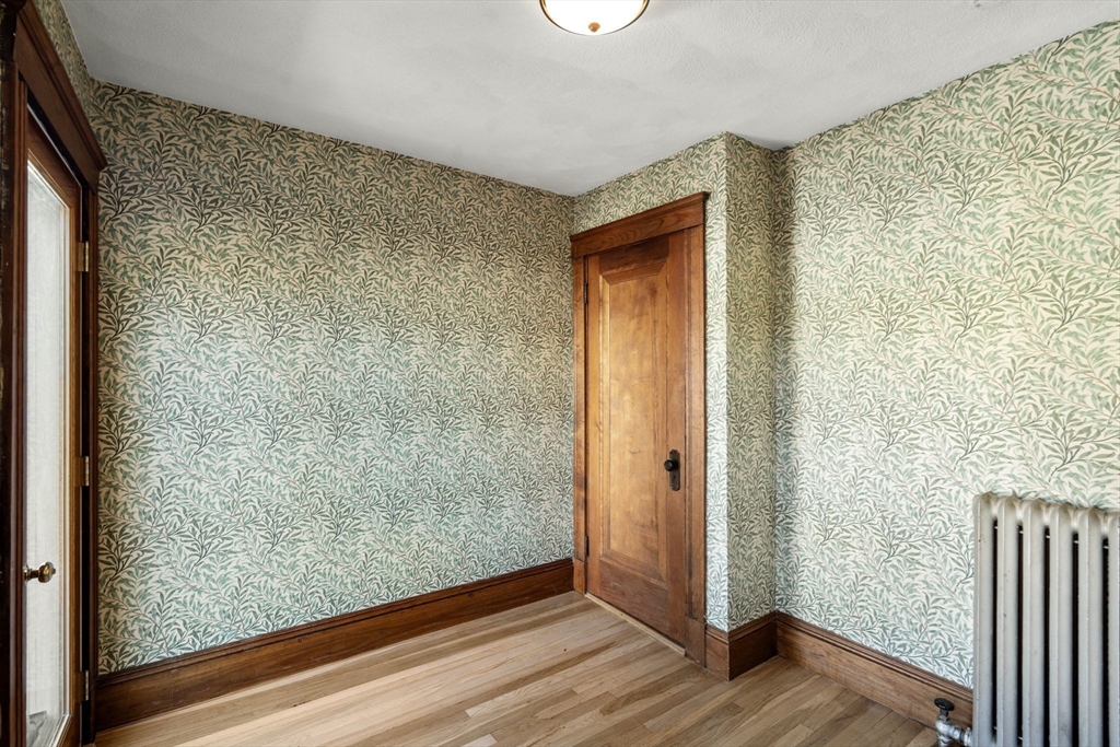 133 Hillside Road Watertown, MA 02472 - Photo 31 of 40 Gallery Image 31