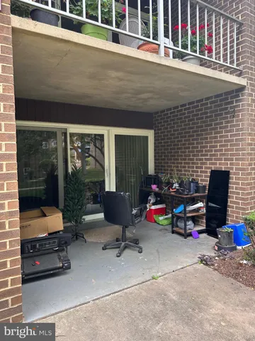$205,000 | 402 Girard Street, Unit T2, Gaithersburg, MD 20877