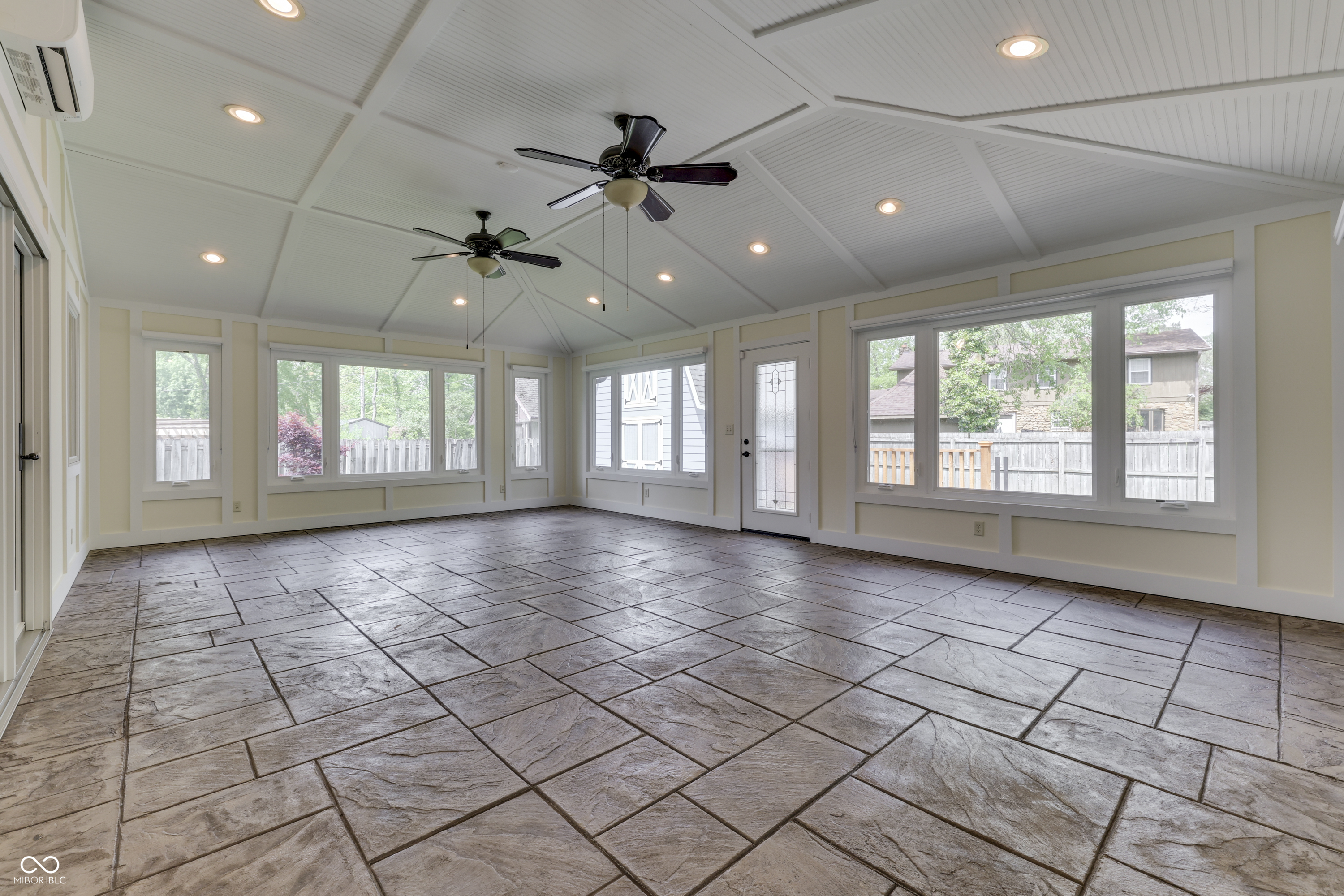 438 Griffin Road Indianapolis, IN 46227 - Photo 17 of 33