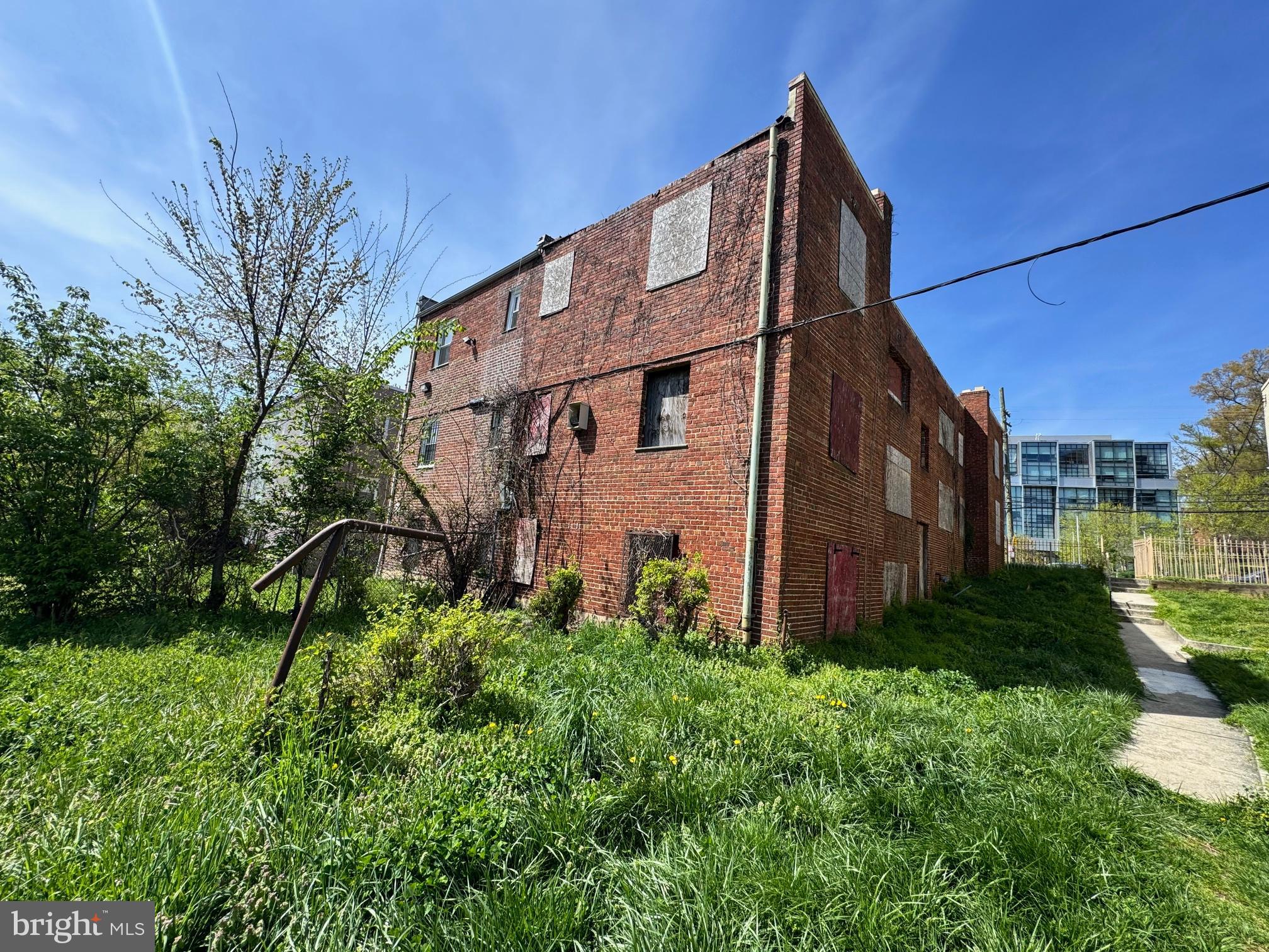 4236 6th Street Southeast Washington, DC 20032 - Photo 4 of 12