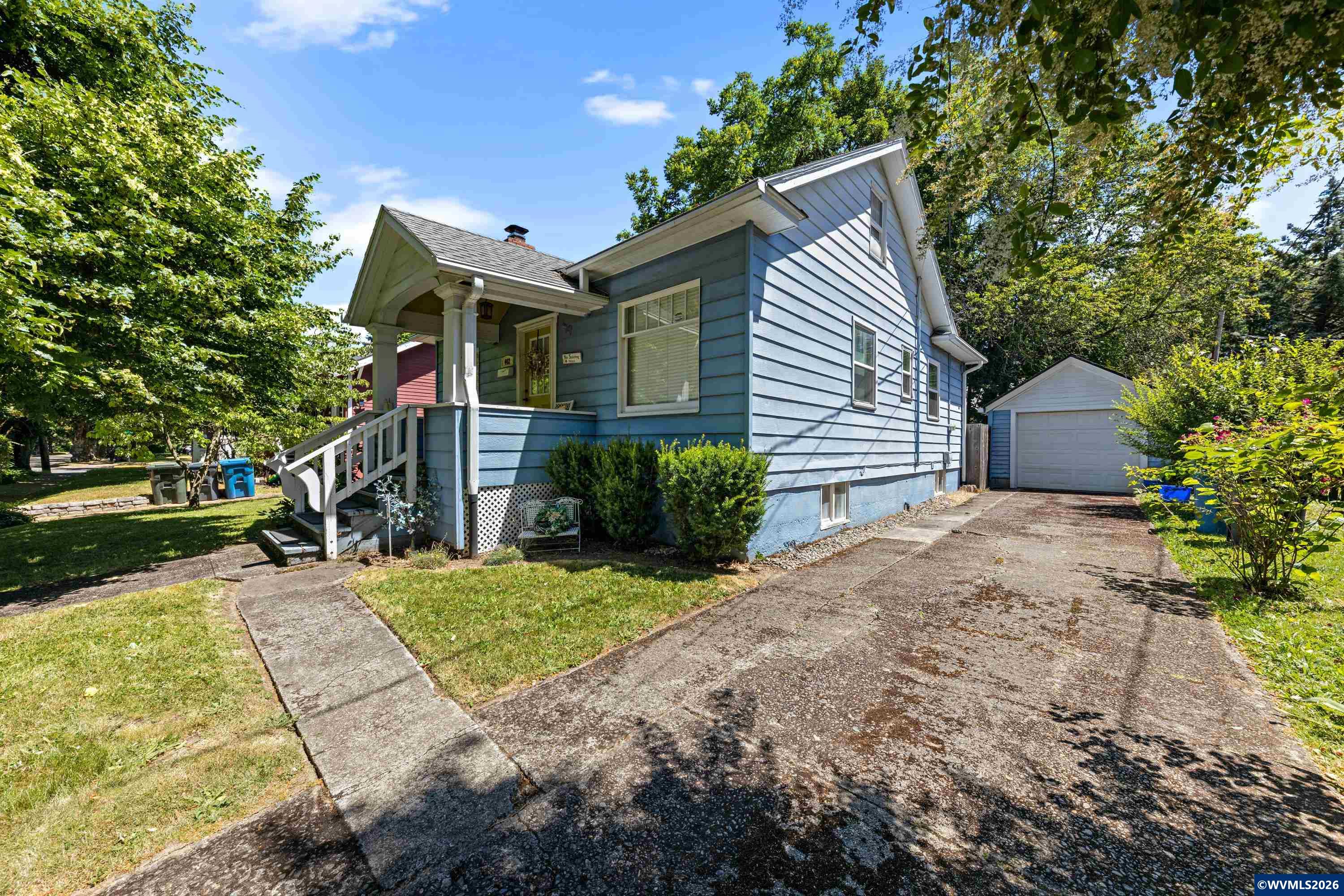 442 23rd Street Southeast Salem, OR 97301 - Photo 1 of 40