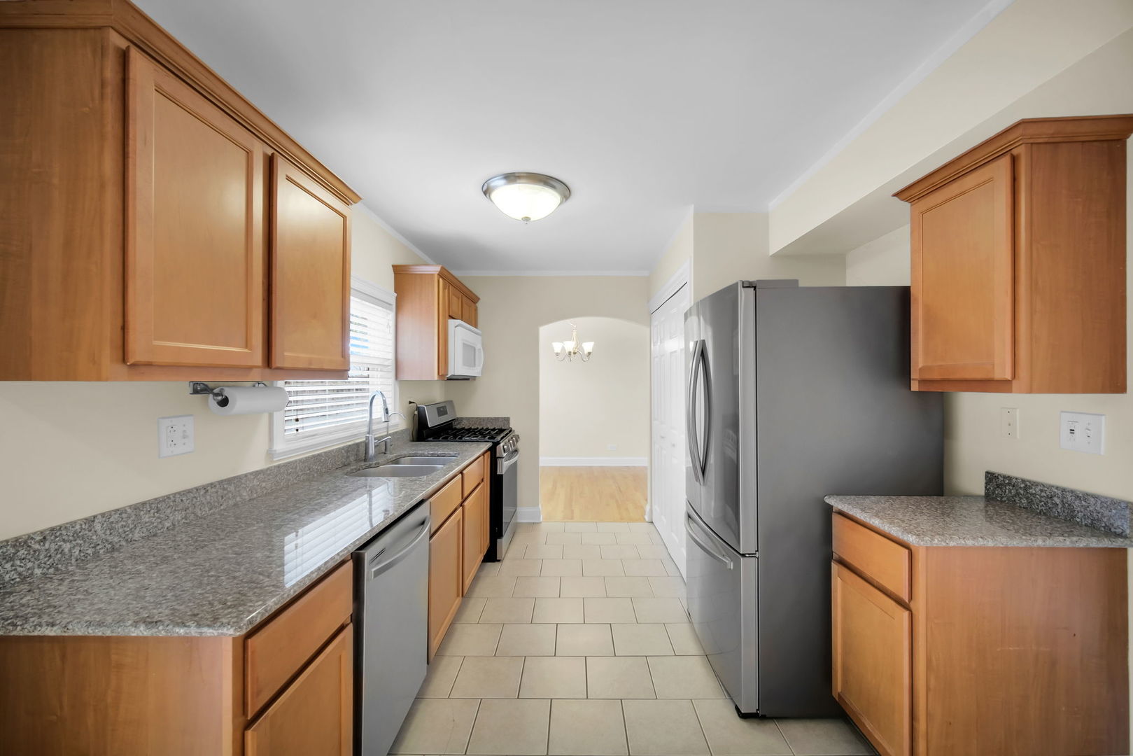 2575 Prairieview Lane South Aurora, IL 60502 - Photo 10 of 29 Gallery Image 10