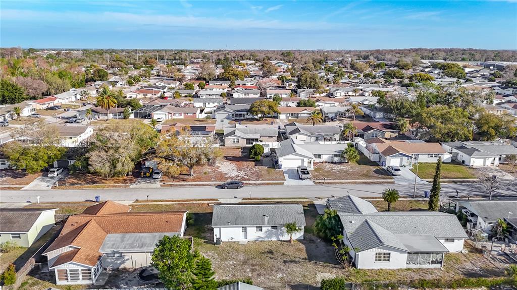 6312 Limerick Avenue New Port Richey, FL 34653 - Photo 8 of 33