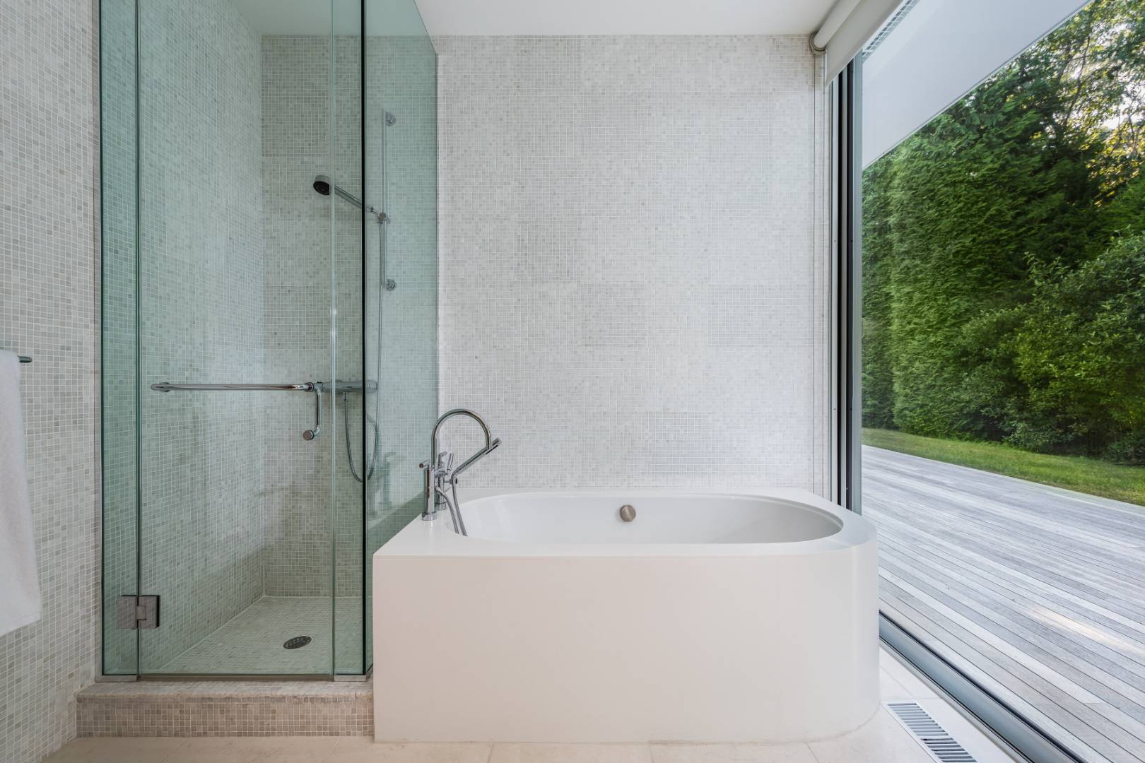 15 Forest Crossing Sagaponack, NY 11962 - Photo 21 of 26