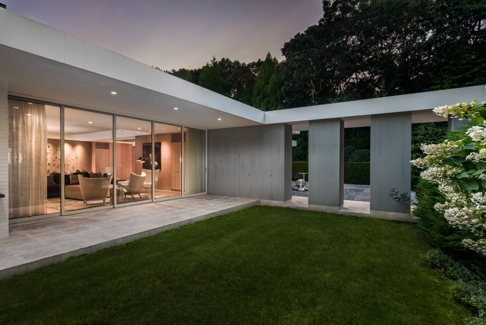 15 Forest Crossing Sagaponack, NY 11962 - Photo 5 of 26