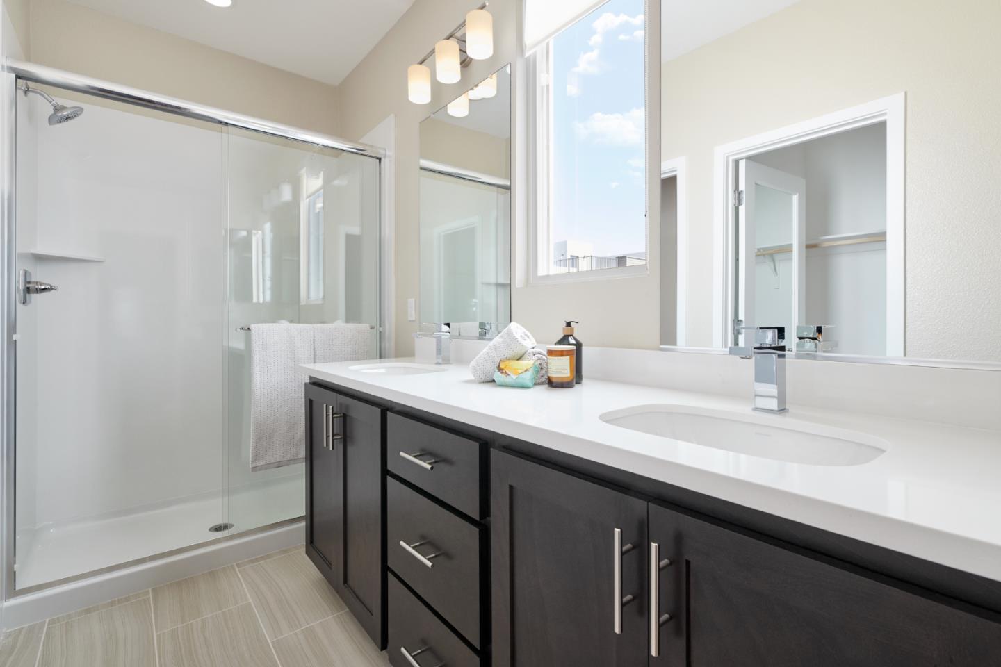 1552 Harbor Lights Road Richmond, CA 94804 - Photo 6 of 11 Gallery Image 6