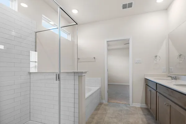 $2,200 | 108 Woodrow Lane, Liberty Hill, TX 78642