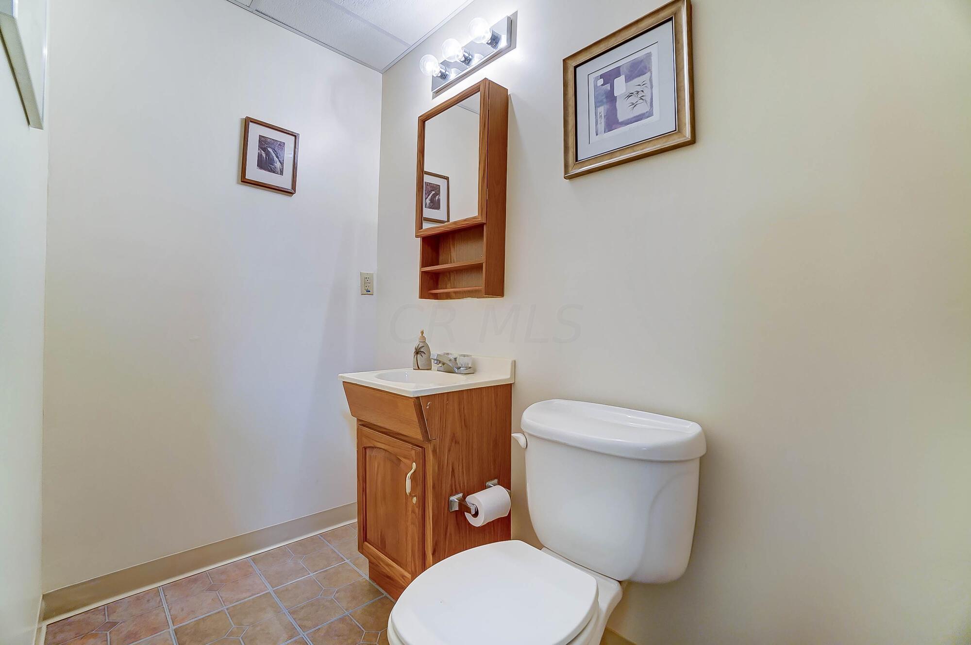 5348 Sutter Home Road Hilliard, OH 43026 - Photo 32 of 47 Lower Level Half Bath