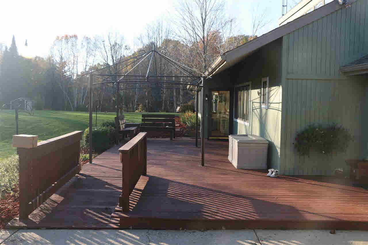8077 North McKinley Road Flushing, MI 48433 - Photo 5 of 58 Gallery Image 5