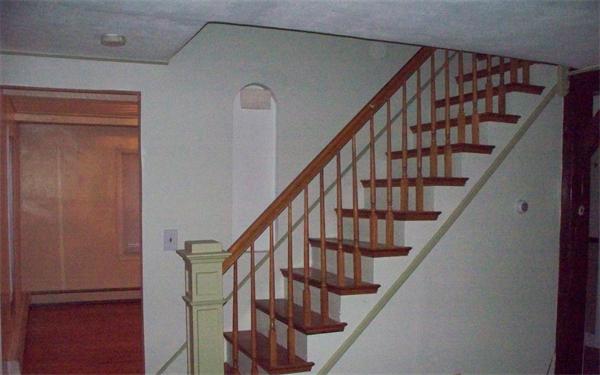 67 Upland Street Worcester, MA 01607 - Photo 3 of 15 Gallery Image 3