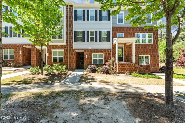 $535,000 | 63 Brownstone Lane, Southern Pines, NC 28387
