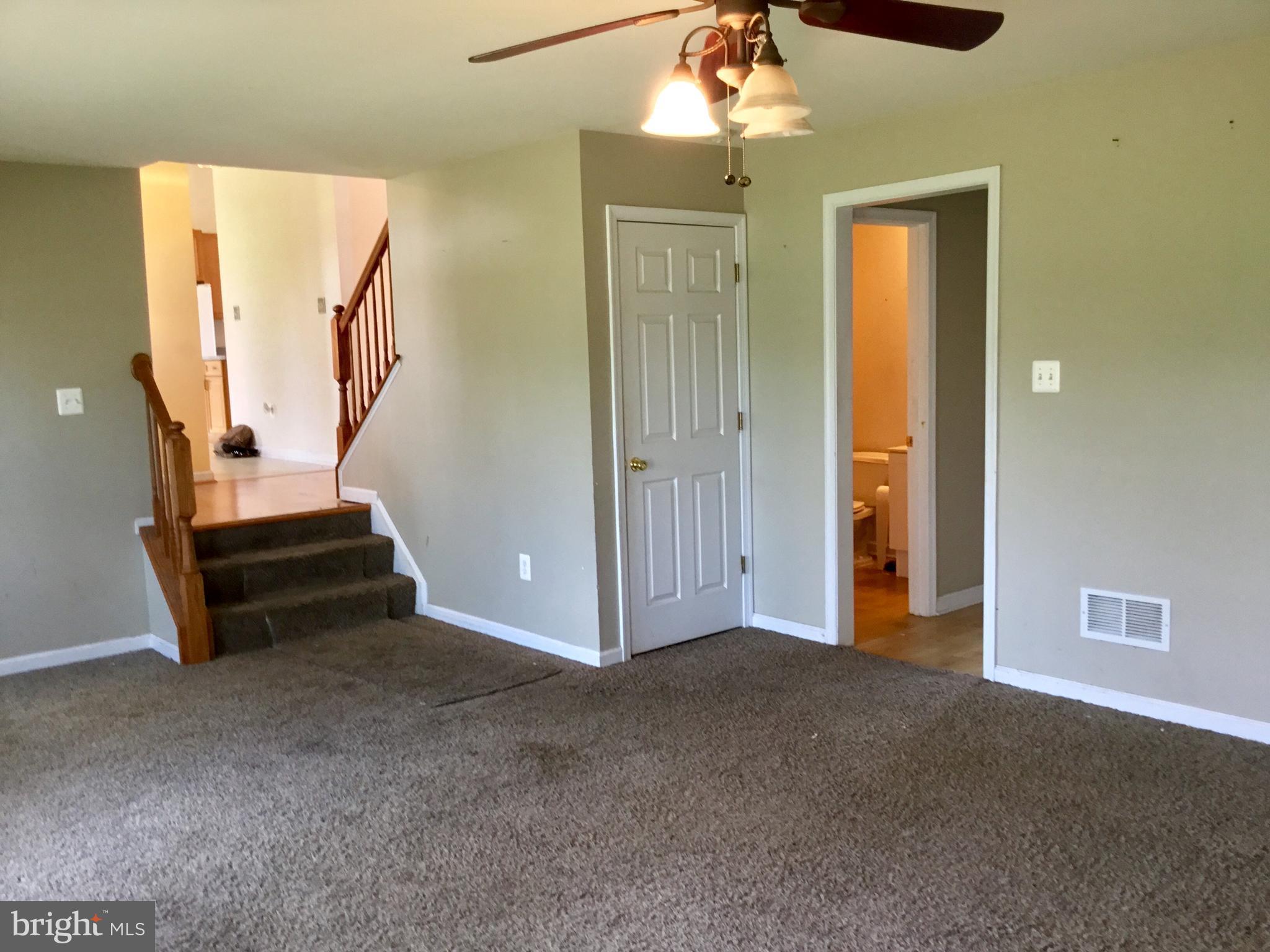 12750 Bunker Hill Road Union Bridge, MD 21791 - Photo 16 of 30 Family Room