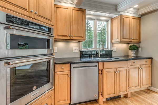 5 Cider Mill Road Lynnfield, MA 01940 - Photo 11 of 28 Gallery Image 11