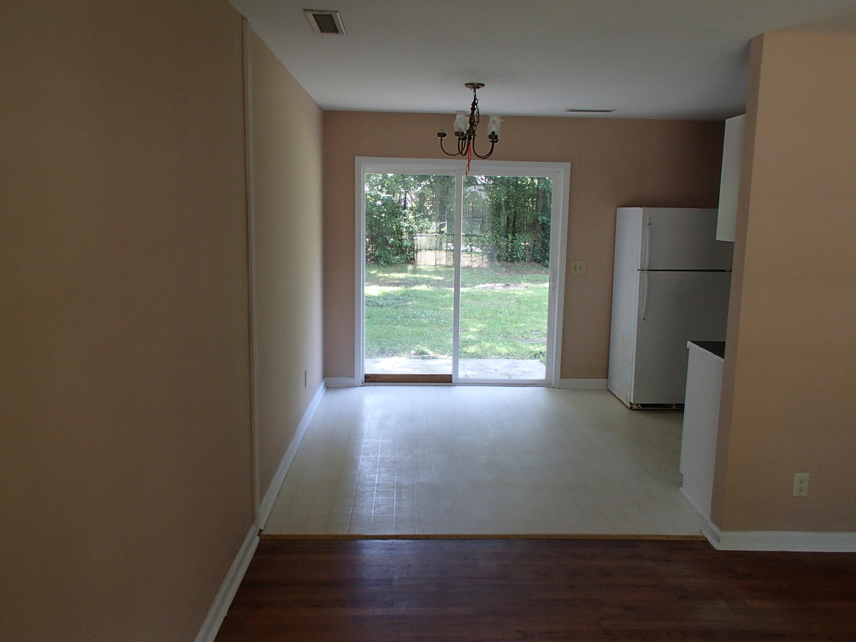 869 Savage Road Charleston, SC 29414 - Photo 7 of 23 P1010062