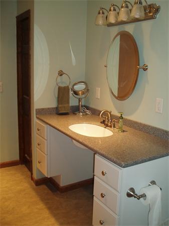 27 Conlin Road Oxford, MA 01540 - Photo 12 of 27 Gallery Image 12