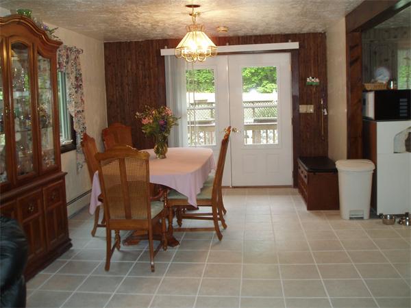 27 Conlin Road Oxford, MA 01540 - Photo 7 of 27 Gallery Image 7