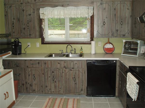 27 Conlin Road Oxford, MA 01540 - Photo 9 of 27 Gallery Image 9