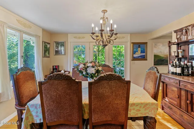 $475,000 | 122 Marlboro Road, Bethlehem, NY 12054