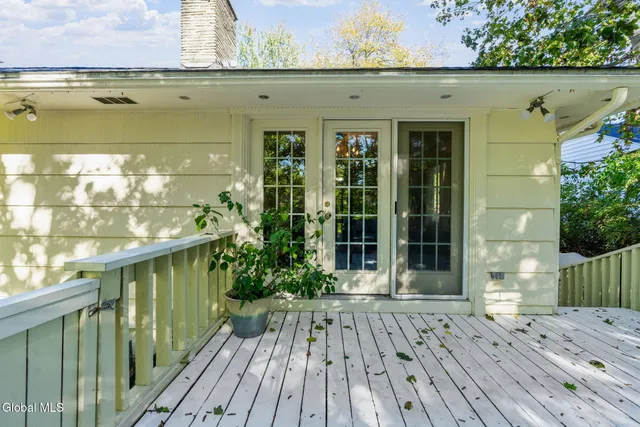 $475,000 | 122 Marlboro Road, Bethlehem, NY 12054