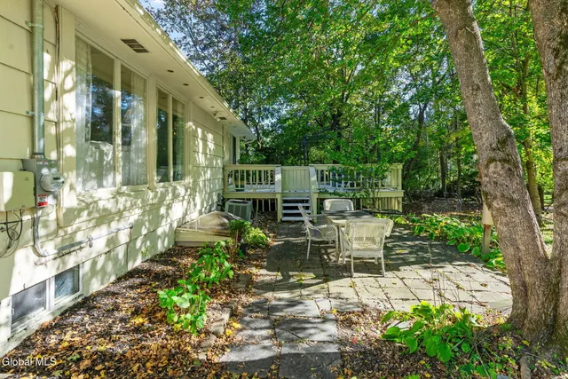 $475,000 | 122 Marlboro Road, Bethlehem, NY 12054