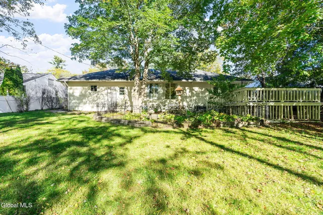 $475,000 | 122 Marlboro Road, Bethlehem, NY 12054