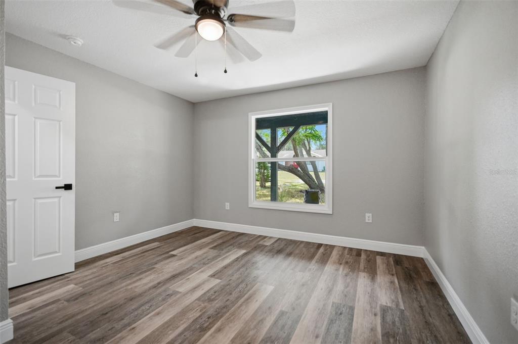 7407 Dundee Way Weeki Wachee, FL 34613 - Photo 16 of 31