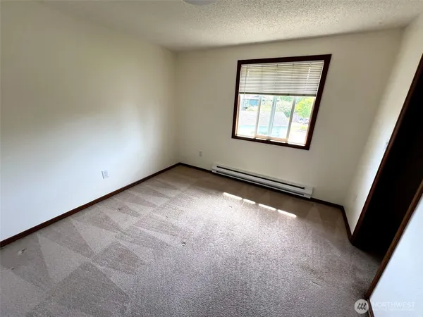 $3,750,000 | 8424-8428 6th Avenue, Tacoma, WA 98465