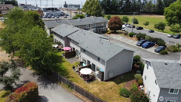 $3,750,000 | 8424-8428 6th Avenue, Tacoma, WA 98465