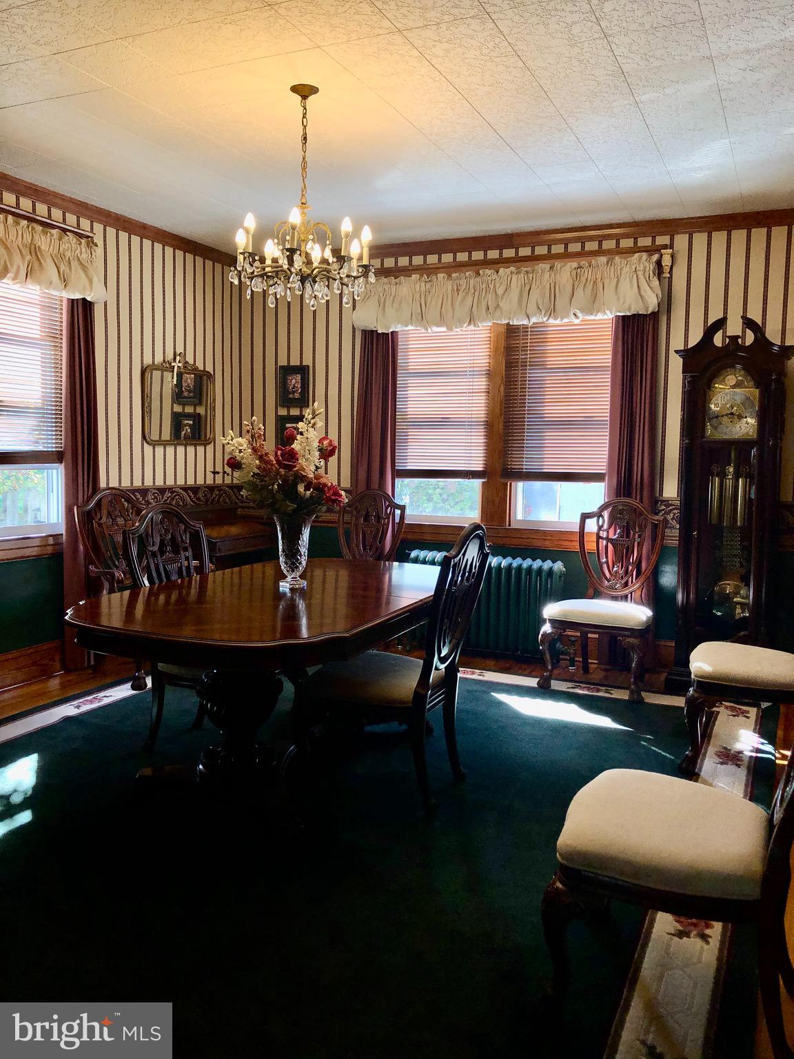 4425 Raspe Avenue Baltimore, MD 21206 - Photo 12 of 33 Formal dining room
