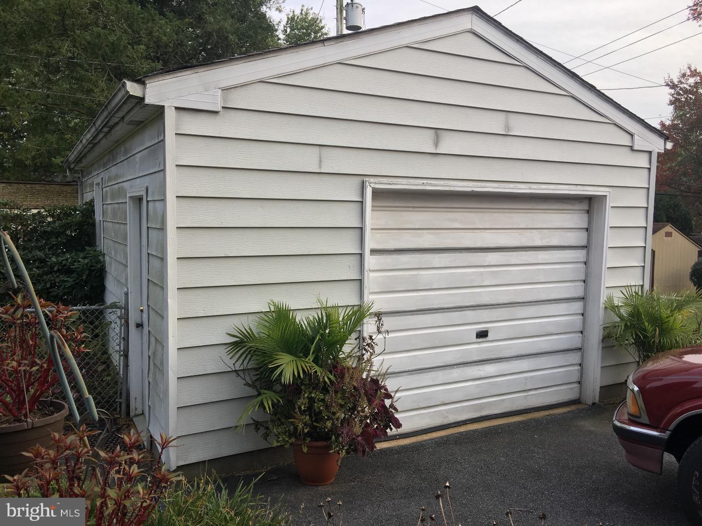 31 South Malin Road Broomall, PA 19008 - Photo 14 of 17 Gallery Image 14