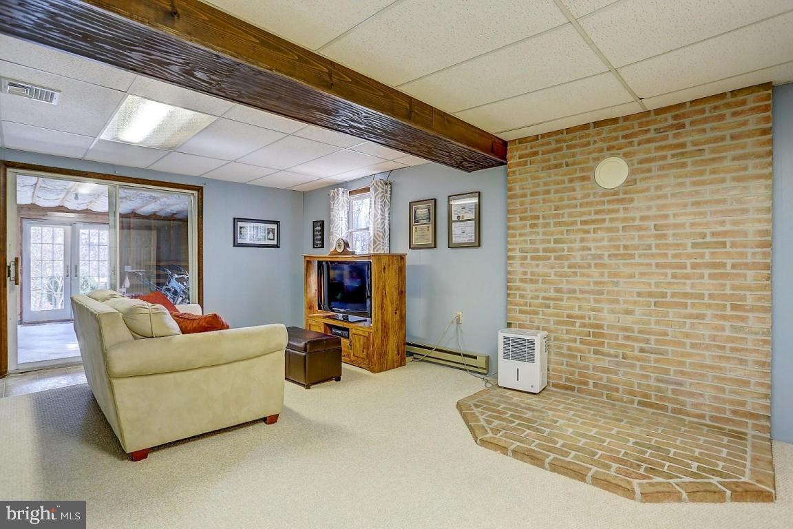 847 Cindy Lane Lititz, PA 17543 - Photo 17 of 26 Gallery Image 17
