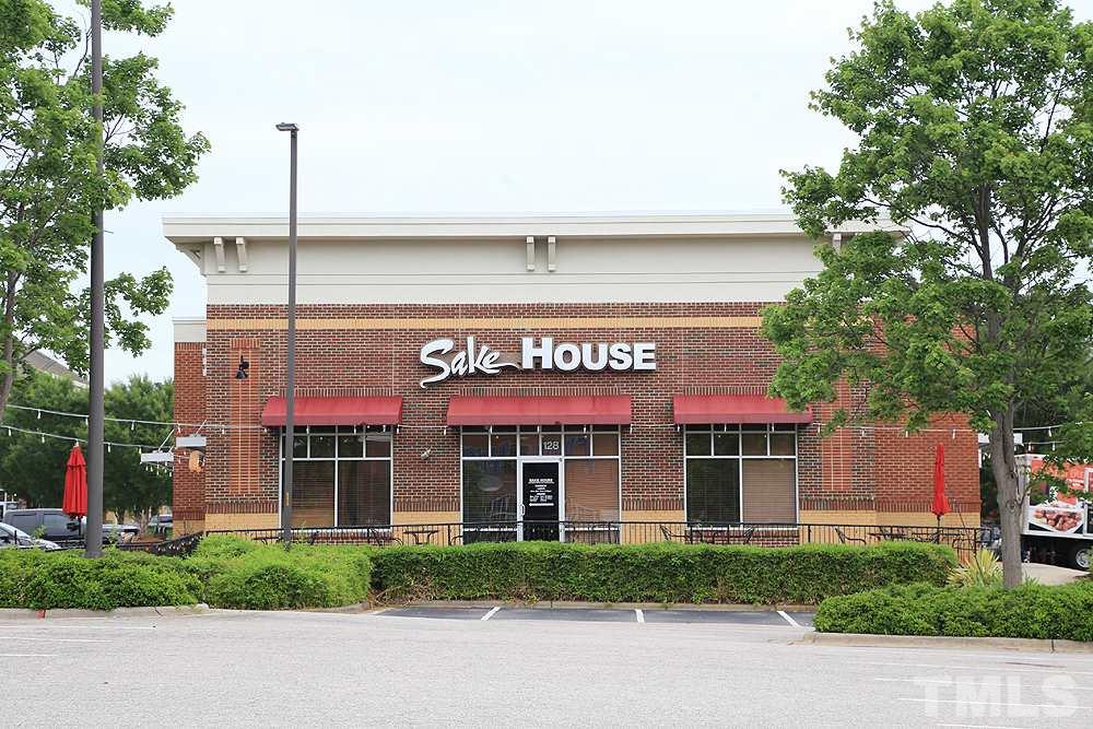 10400 Shadowlawn Drive Raleigh, NC 27614 - Photo 27 of 29 Several resturants in this plaza. Park the car and walk