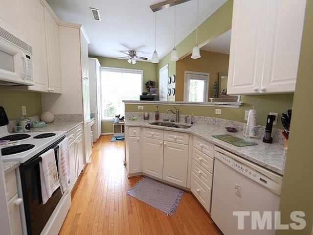 10400 Shadowlawn Drive Raleigh, NC 27614 - Photo 8 of 29 Gallery Image 8