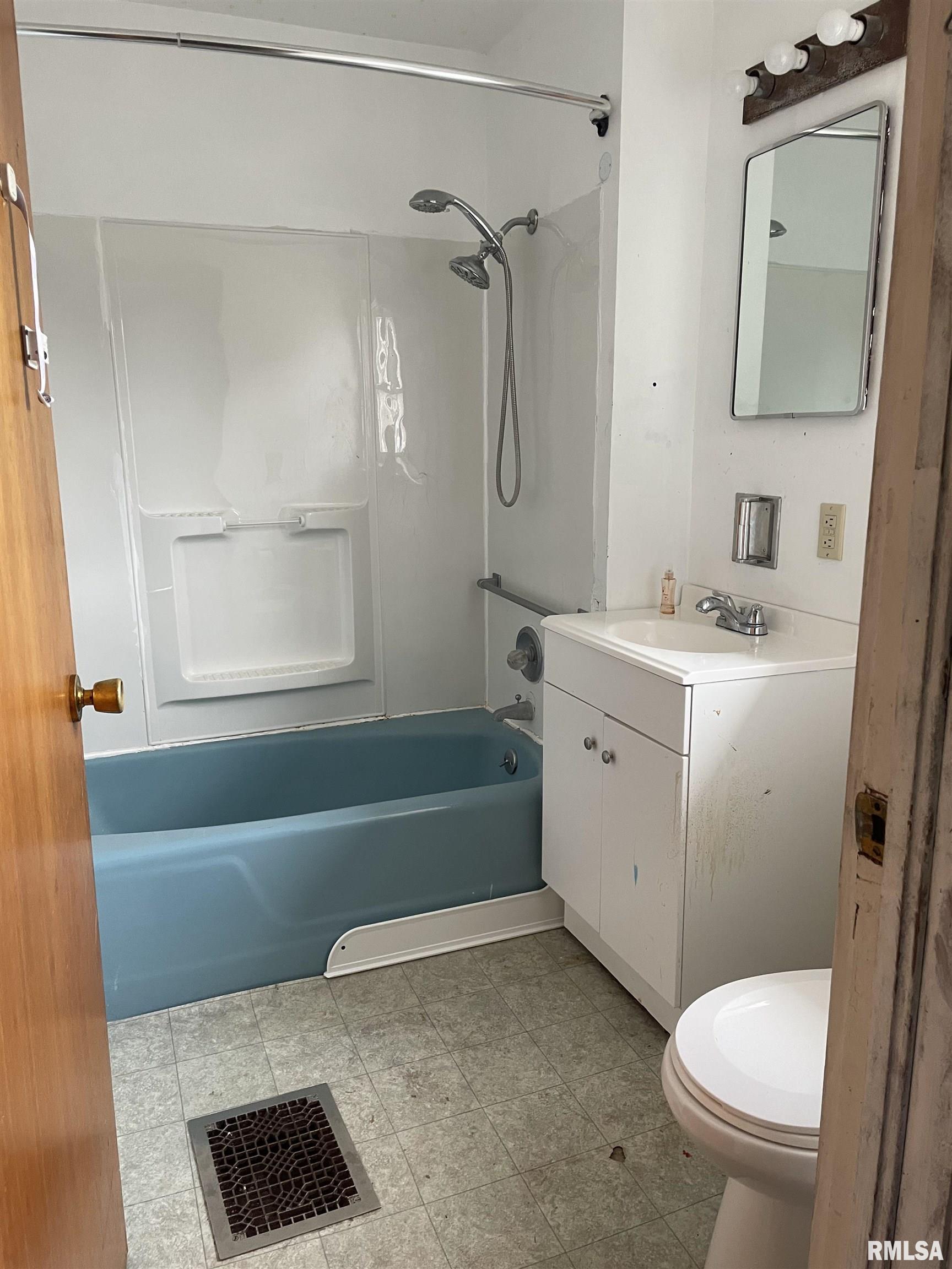 815 South 6th Street Clinton, IA 52732 - Photo 17 of 17