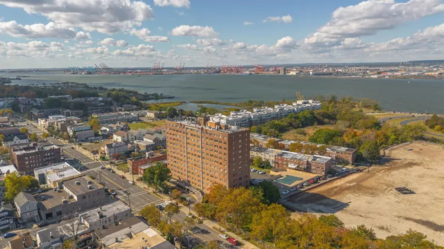 $245,000 | 1225 John F. Kennedy Boulevard, Unit 14J, Bayonne, NJ 07002