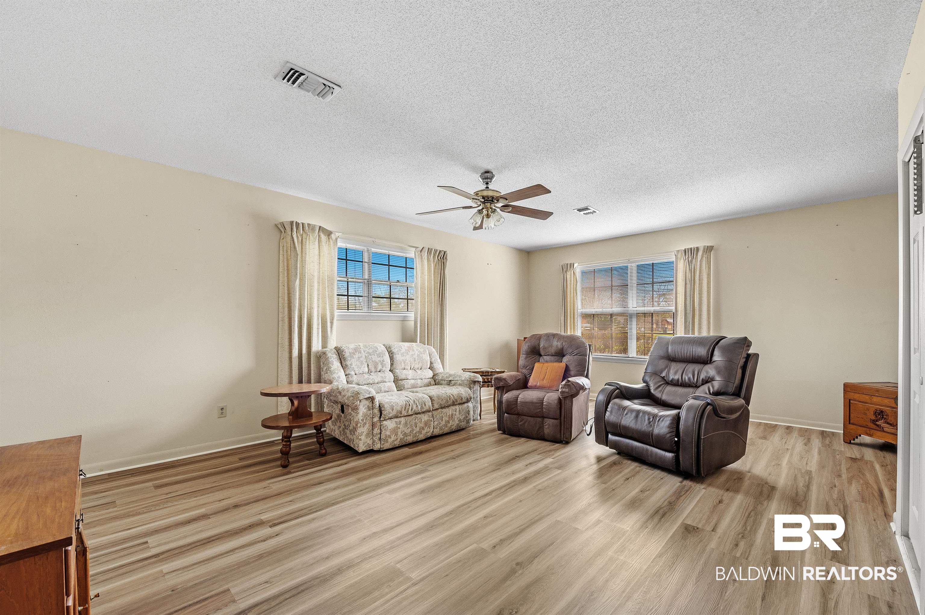 610 East Verbena Avenue Foley, AL 36535 - Photo 5 of 33