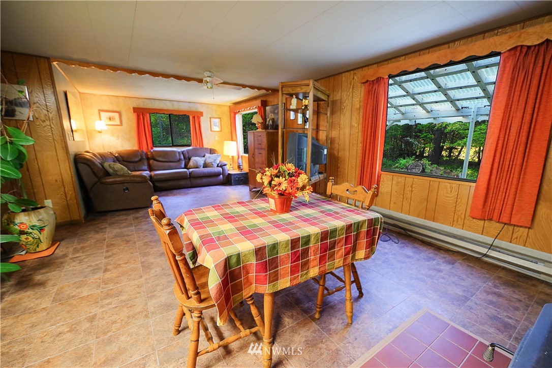 11271 Westside Road Cle Elum, WA 98922 - Photo 2 of 23 Gallery Image 2