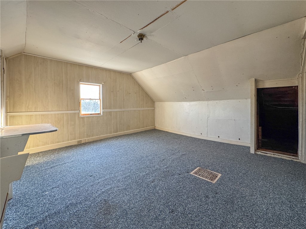 34 Smithfield Road Woonsocket, RI 02895 - Photo 5 of 25