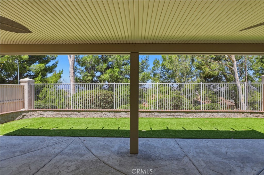 16223 Blue Haven Court Riverside, CA 92503 - Photo 31 of 41