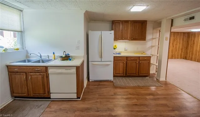 $349,000 | 424 Camp Road, Burlington, NC 27217