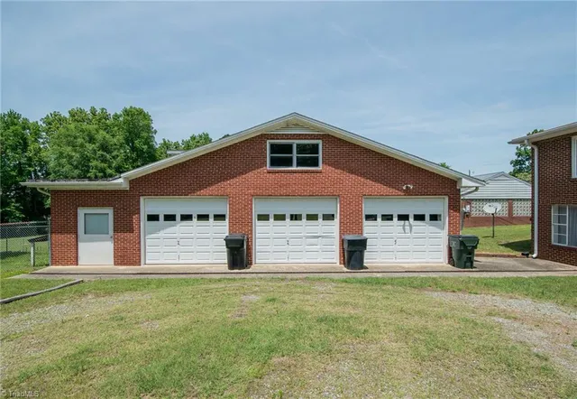 $349,000 | 424 Camp Road, Burlington, NC 27217