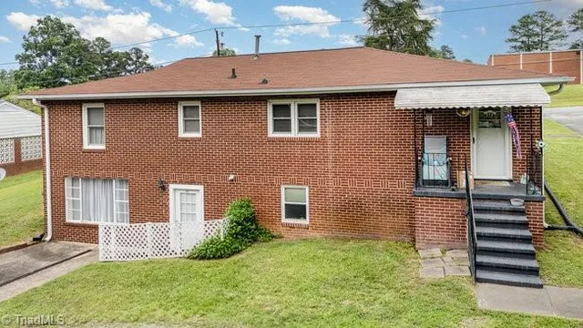 $349,000 | 424 Camp Road, Burlington, NC 27217