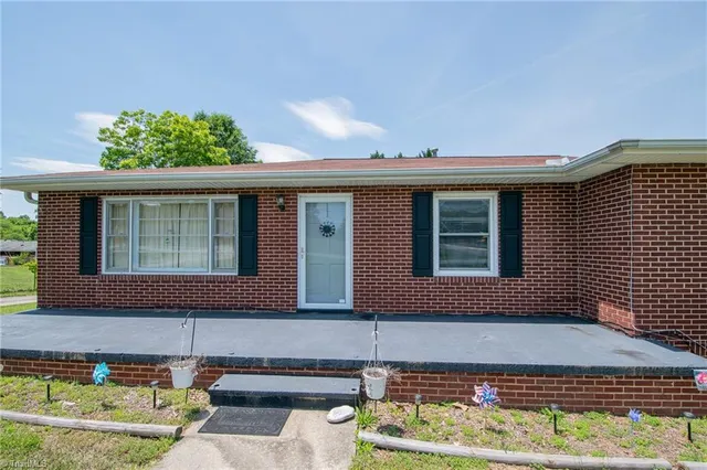 $349,000 | 424 Camp Road, Burlington, NC 27217