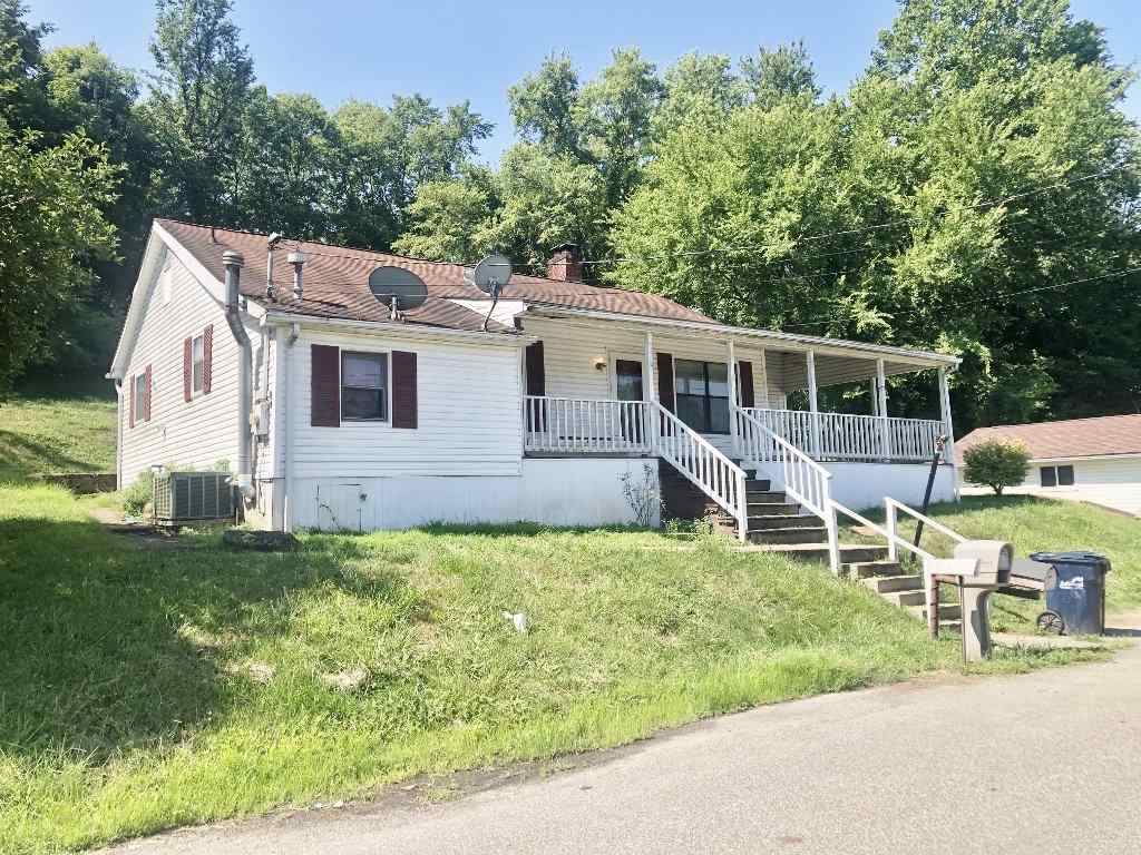 822 Halbert Street Ashland, KY 41101 - Photo 1 of 1