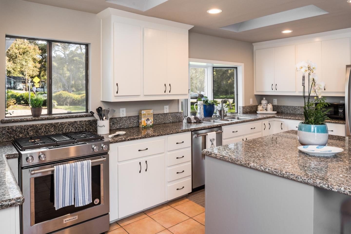 2904 Sloat Road Pebble Beach, CA 93953 - Photo 14 of 33 Gallery Image 14