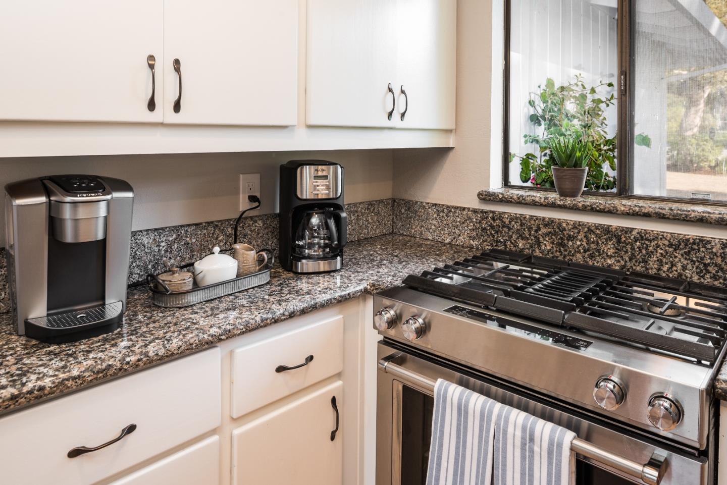 2904 Sloat Road Pebble Beach, CA 93953 - Photo 15 of 33 Gallery Image 15