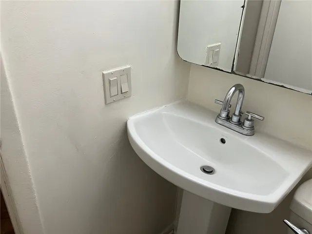 $1,500 | 15 Twin Beeches, Rochester, NY 14608