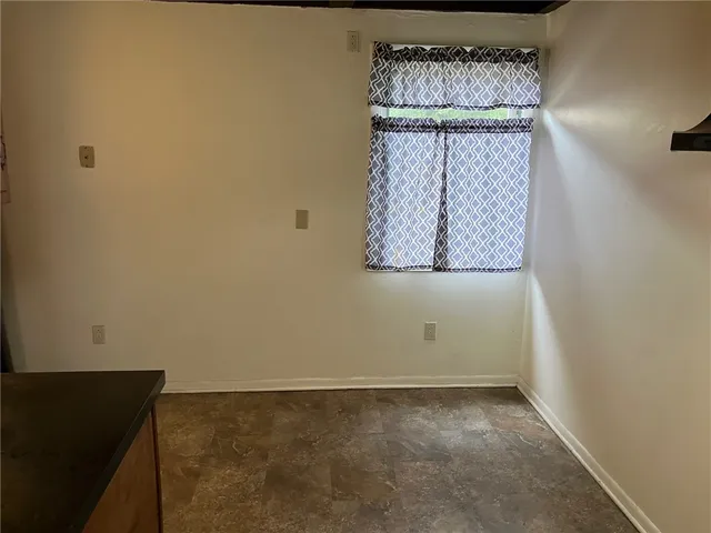 $1,500 | 15 Twin Beeches, Rochester, NY 14608