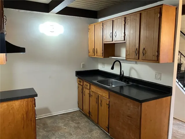 $1,500 | 15 Twin Beeches, Rochester, NY 14608